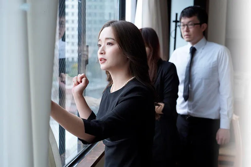 Chồng mất 3 năm, mẹ kế trẻ tìm đến con ông xã giải tỏa thiếu thốn